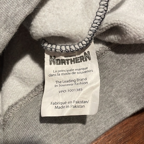 Northern Souvenirs Kid’s Blue and Gray Zip Up Hoodie Size 8 - Picture 6 of 6